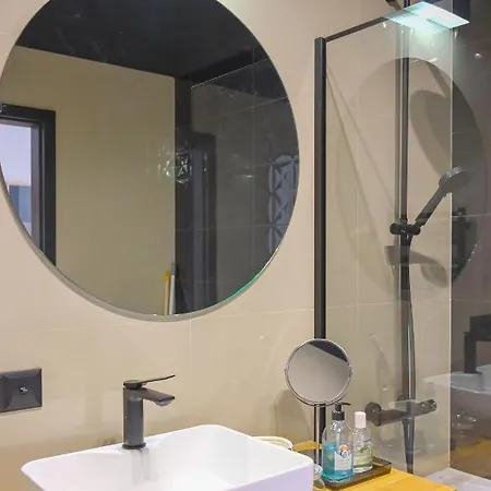 Praktyczny Z Cichym Tarasem Lägenhet *